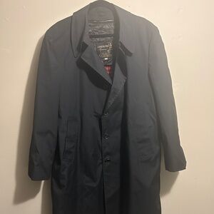 Vintage London Fog oversized trench with removable plaid lining- size XL